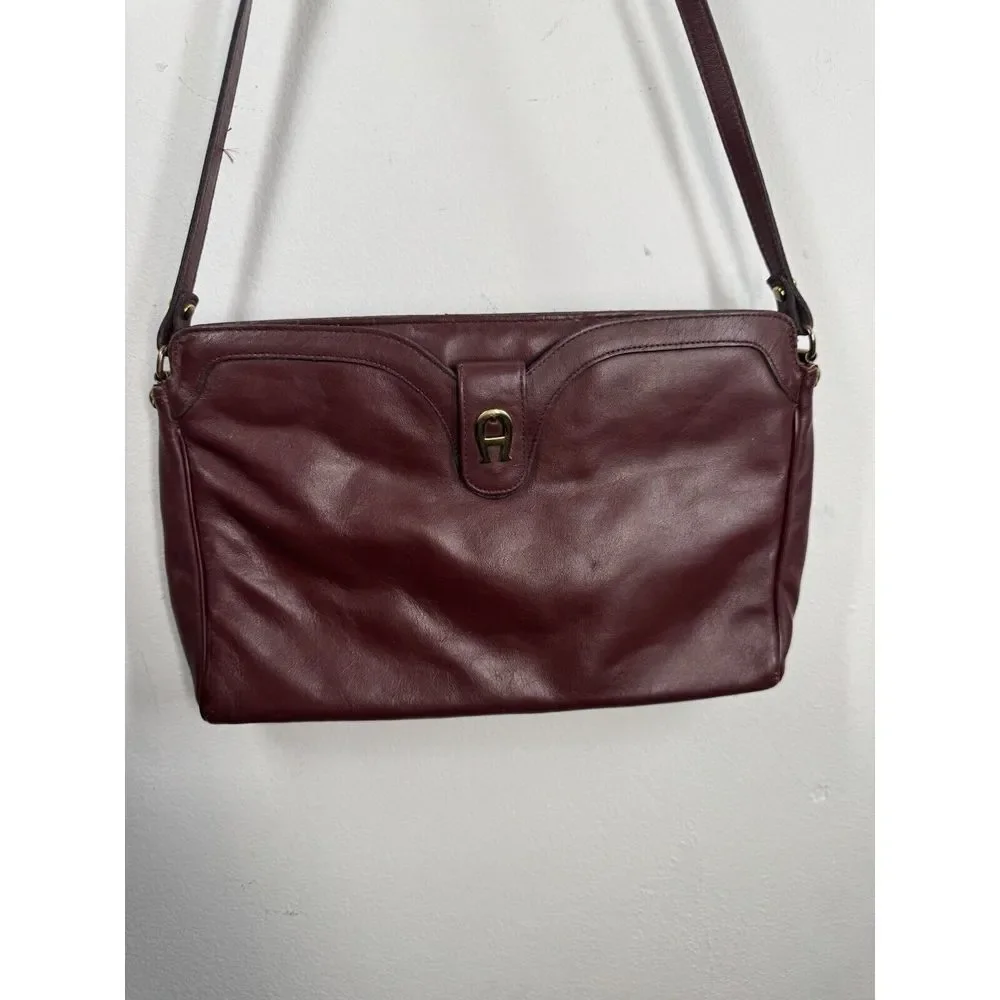 Vintage 80s 90s ETIENNE AIGNER Medium Leather Shoulder Bag Handbag Classic Retro